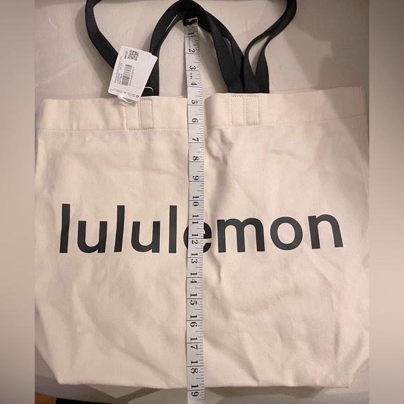 NWT Lululemon Double Handle Canvas Tote Bag 17L Natural & Black - Picture 8 of 13
